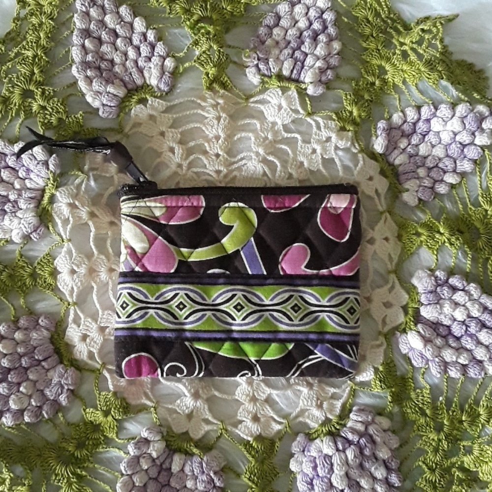 🍐🍇NEW LISTING 🍐🍇CUTE VERA BRADLEY CHANGE PURSE